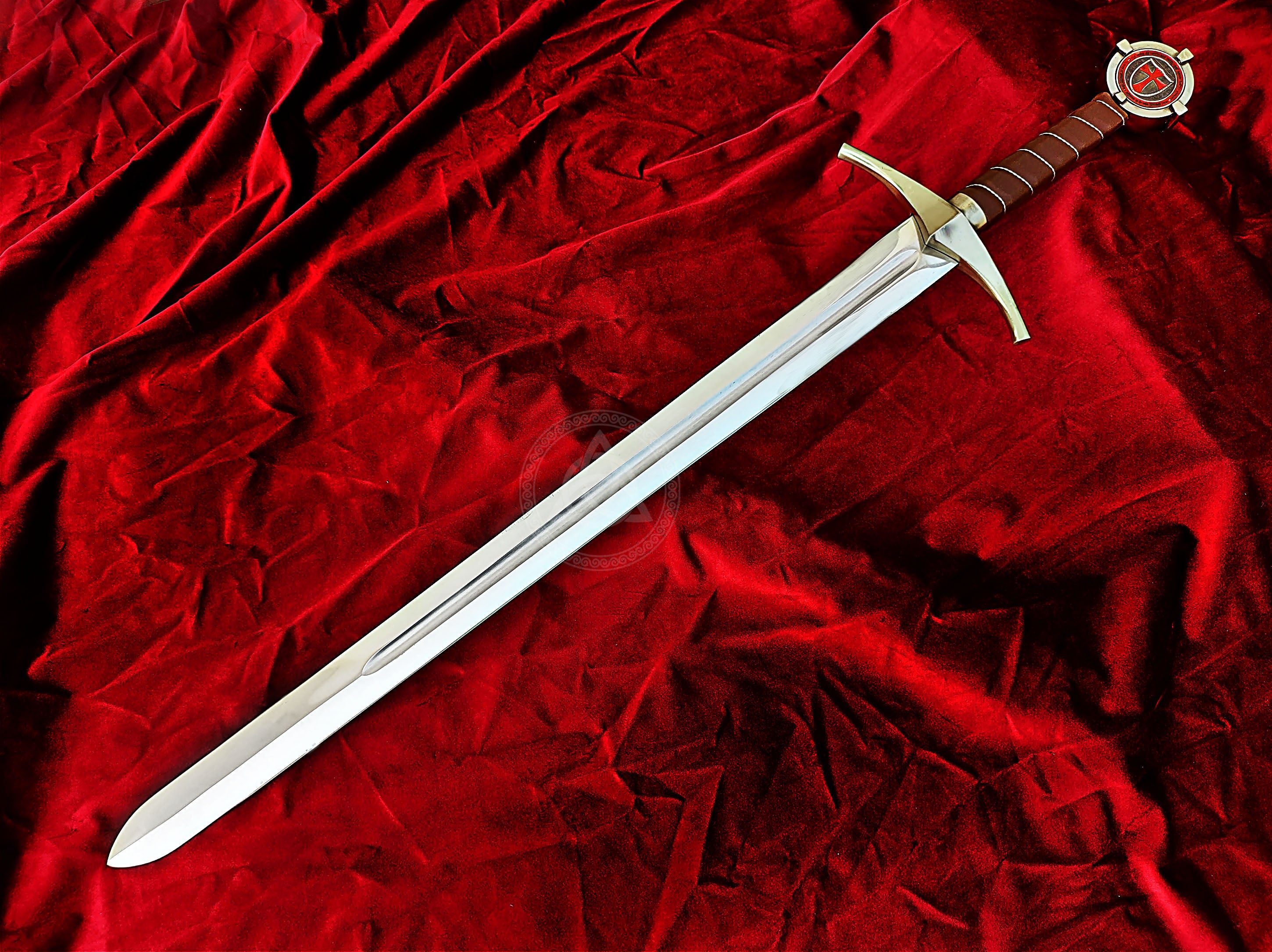 Knights Templar Accolade Sword – Medieval Crusader Replica Blade