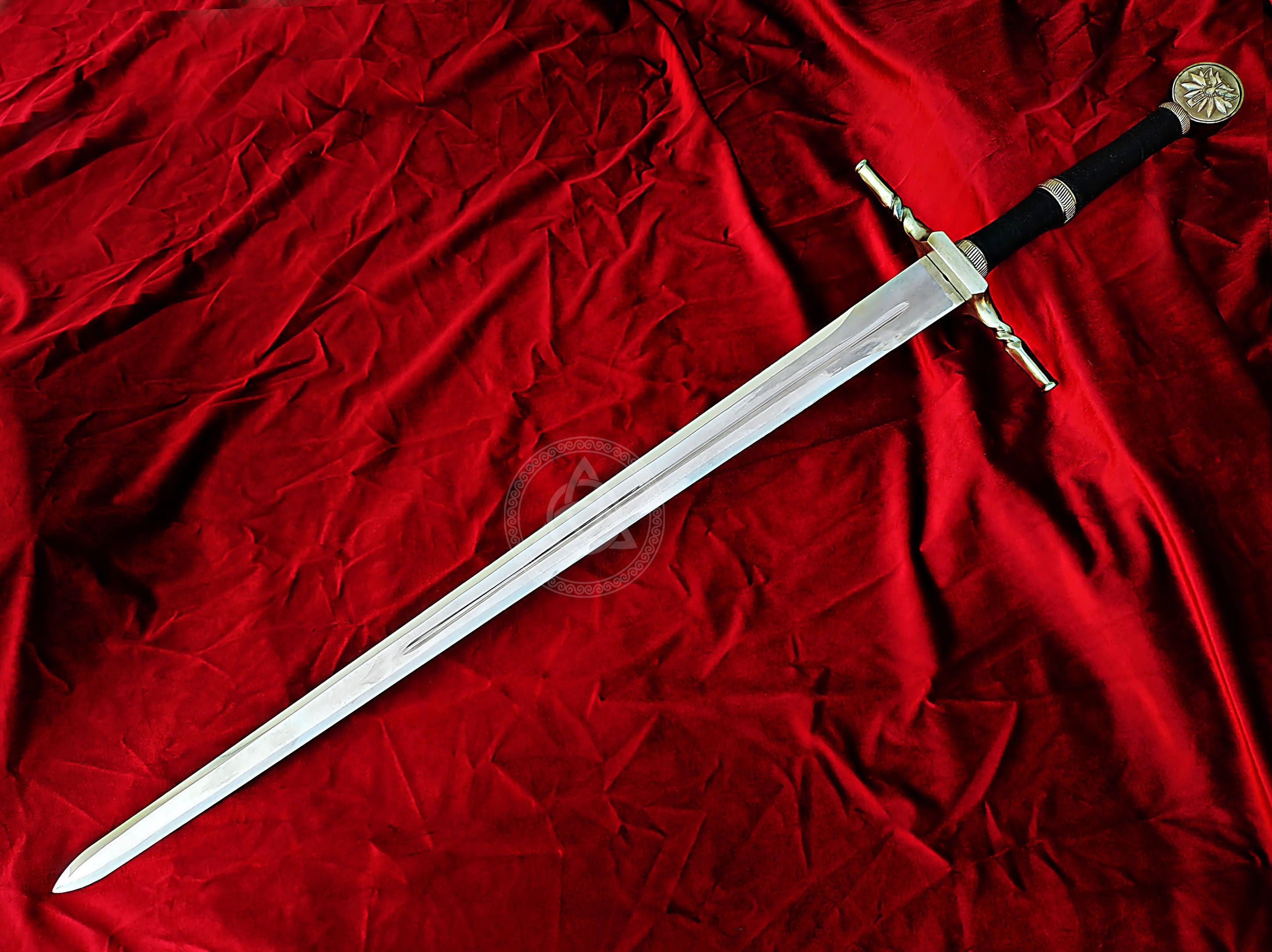 The Witcher 3 Geralt’s Stainless Steel Wolf Sword Replica with Scabbard