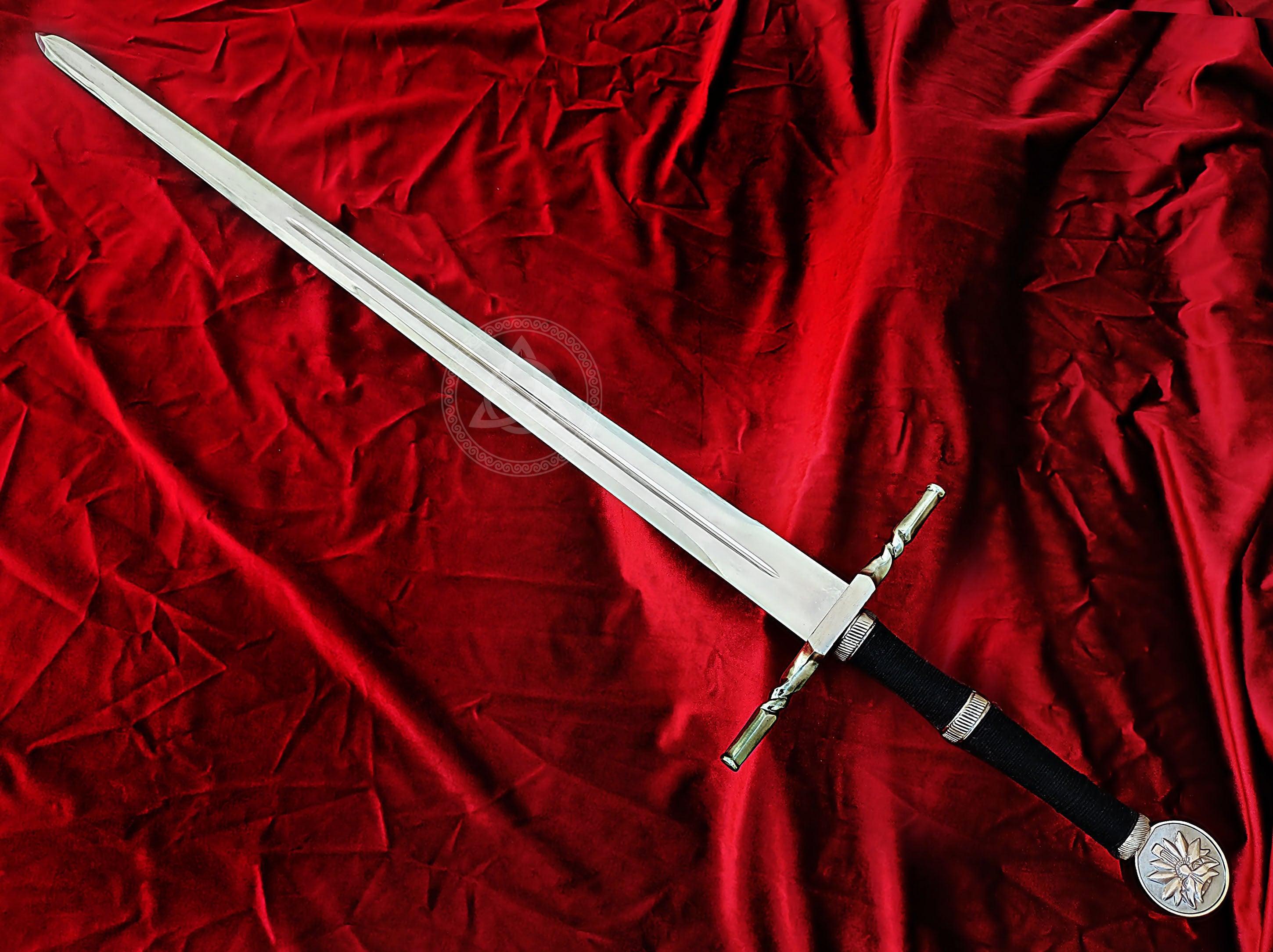 The Witcher 3 Geralt’s Stainless Steel Wolf Sword Replica with Scabbard