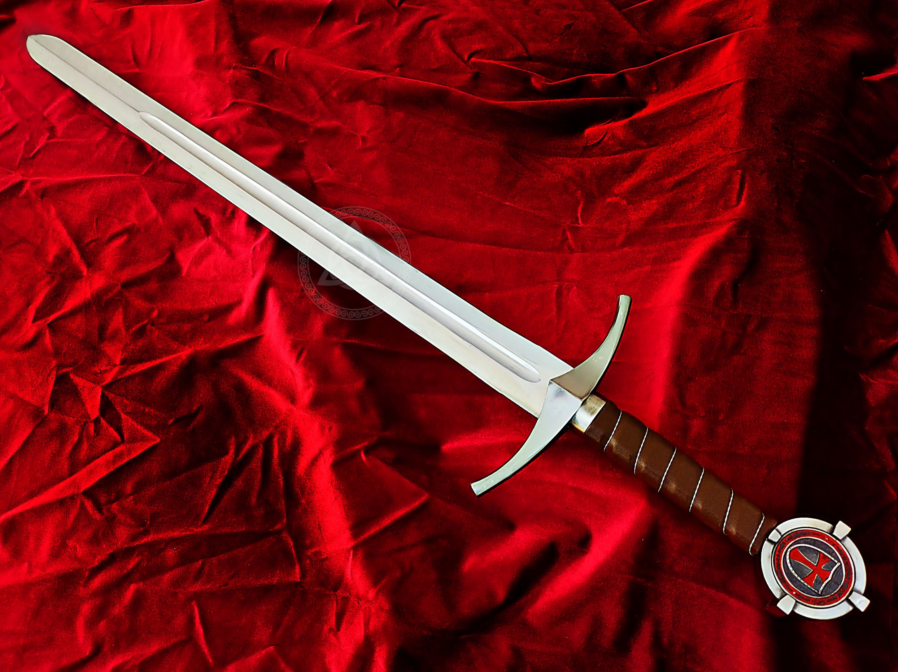 Knights Templar Accolade Sword – Medieval Crusader Replica Blade