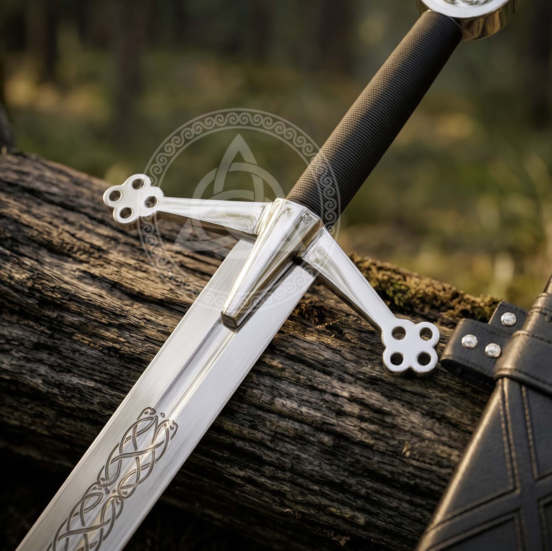 Handmade Scottish Sword & Scabbard – Medieval Highland Claymore Replica