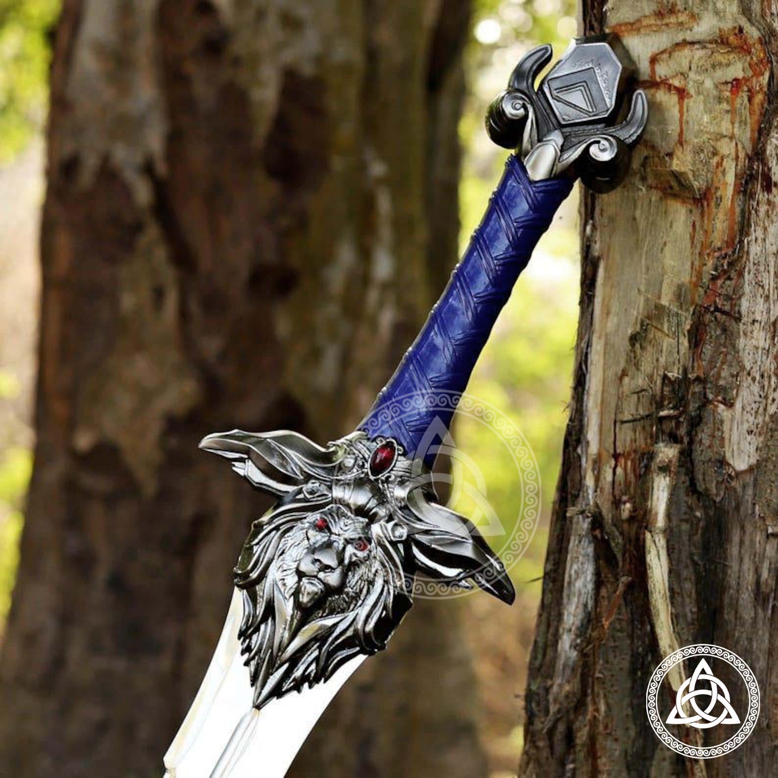Handmade Warcraft Royal Guard Sword | Golden Lion Replica