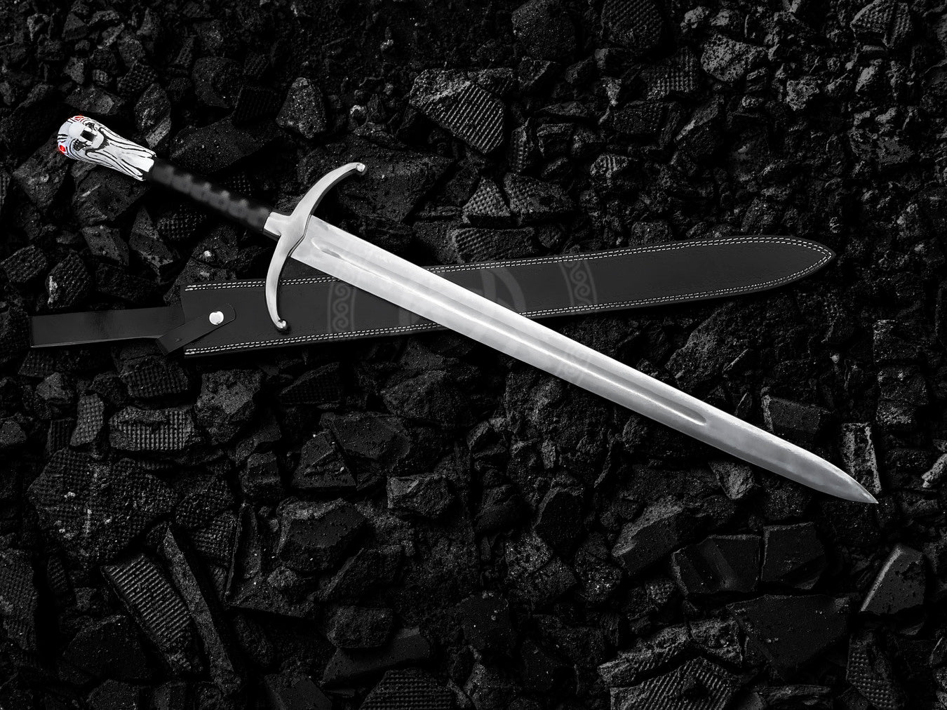Game of Thrones Longclaw Sword of Jon Snow | High Carbon Steel Sword | Wall Decor | Collectible Sword