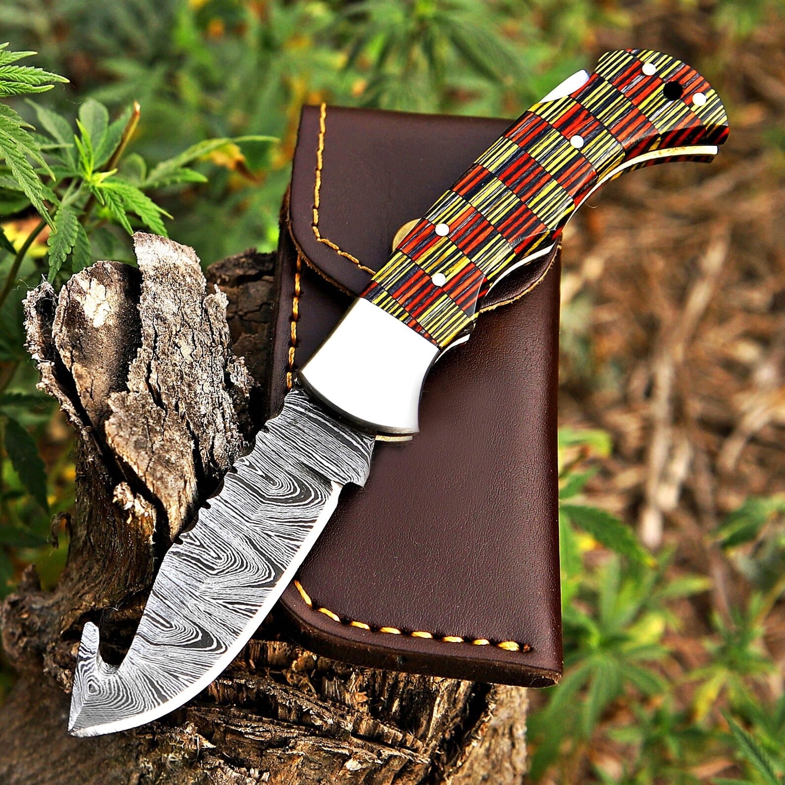 Unique Handmade Damascus Folding Knife w/ Leather Sheath – Limited Edition