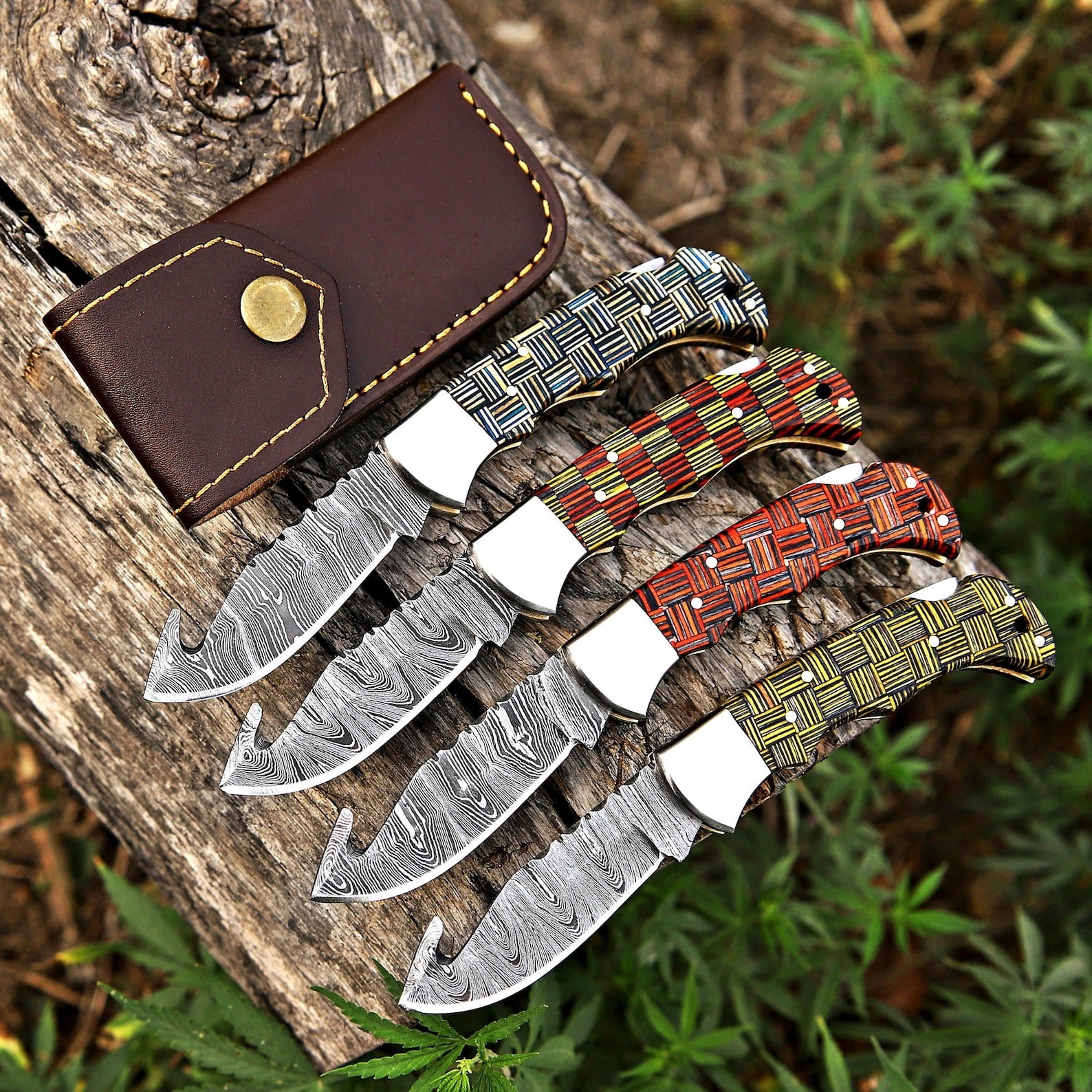 Unique Handmade Damascus Folding Knife w/ Leather Sheath – Limited Edition