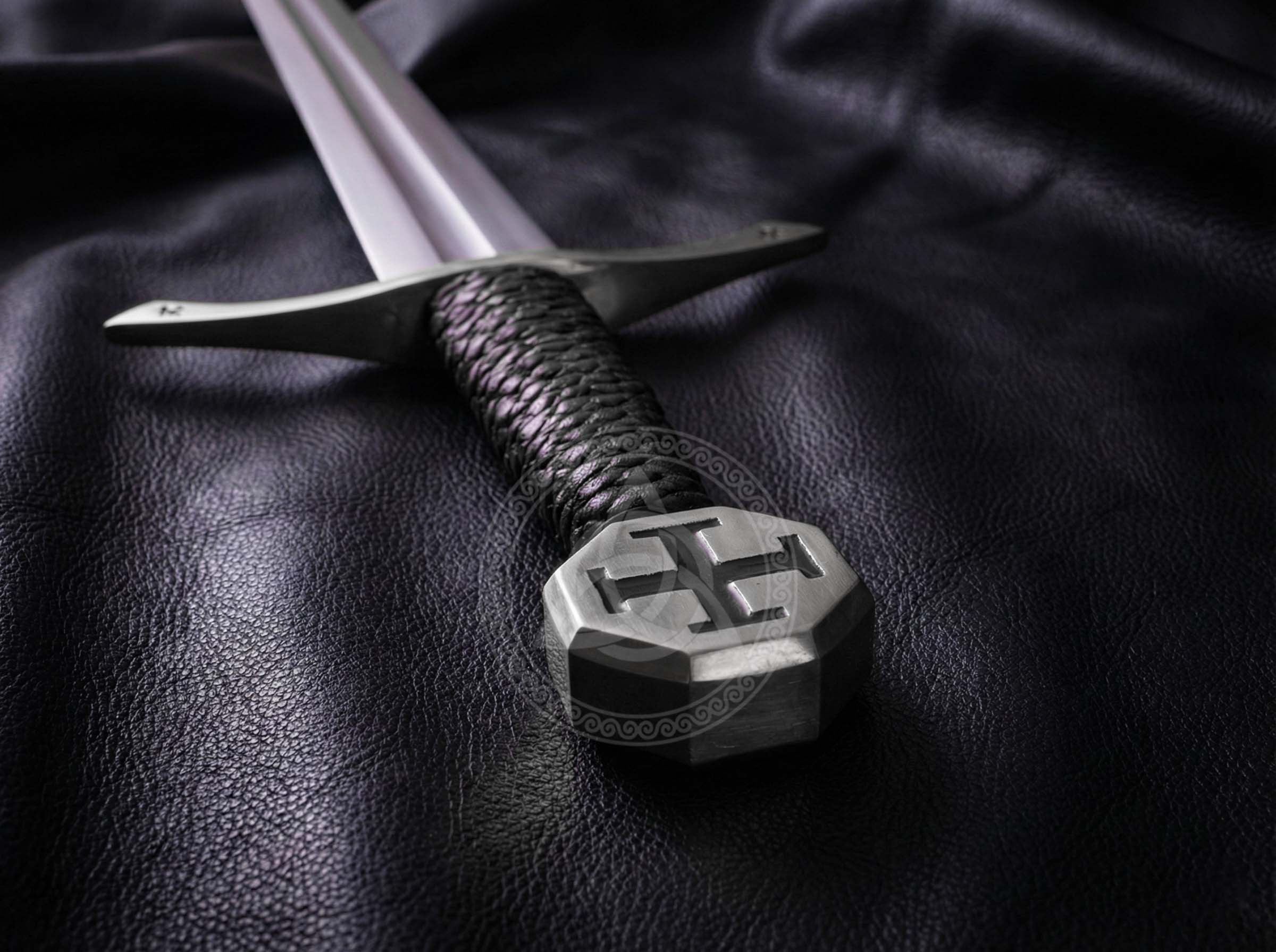 Knights Templar Sword Replica - Cross Pattée Crusader Steel & Brass Edition