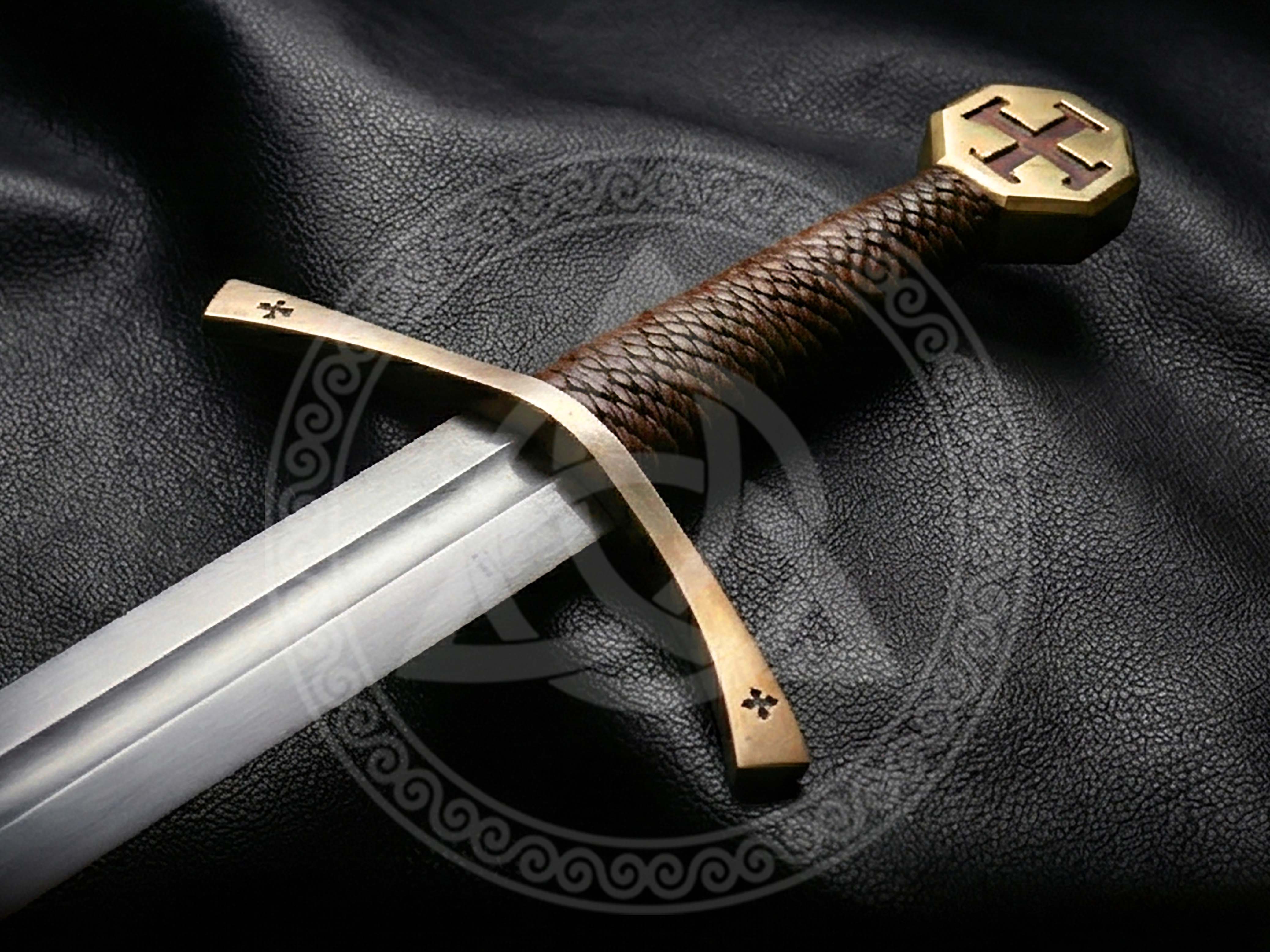 Knights Templar Sword Replica - Cross Pattée Crusader Steel & Brass Edition