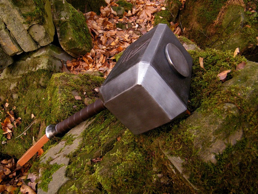 Authentic Mjolnir War Hammer – Functional Metal Thor’s Hammer Valknut Symbol Hammer RA-99