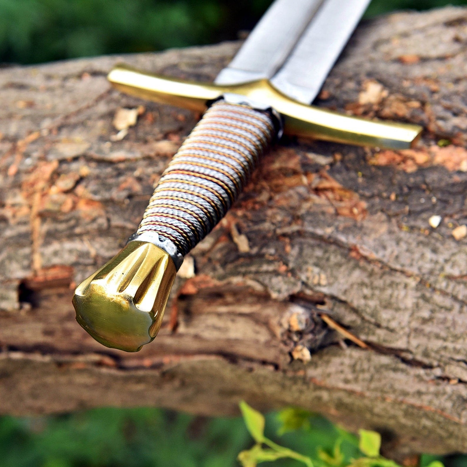 Damascus Steel Master Sword – Roman Gladius Viking Style Blade