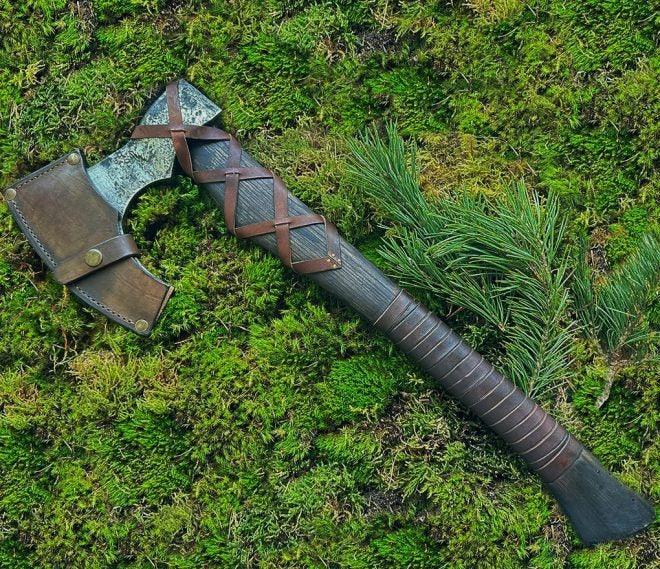 RA-33 Handmade Viking Axe, Medieval Axe, Hiking axe, Tomahawk axe, throwing axe, hunting axe, Gift For Husband, Groomsmen Gift, Birthday Gift, Gift for Men, Christmas Gift - Ragnar Armoury