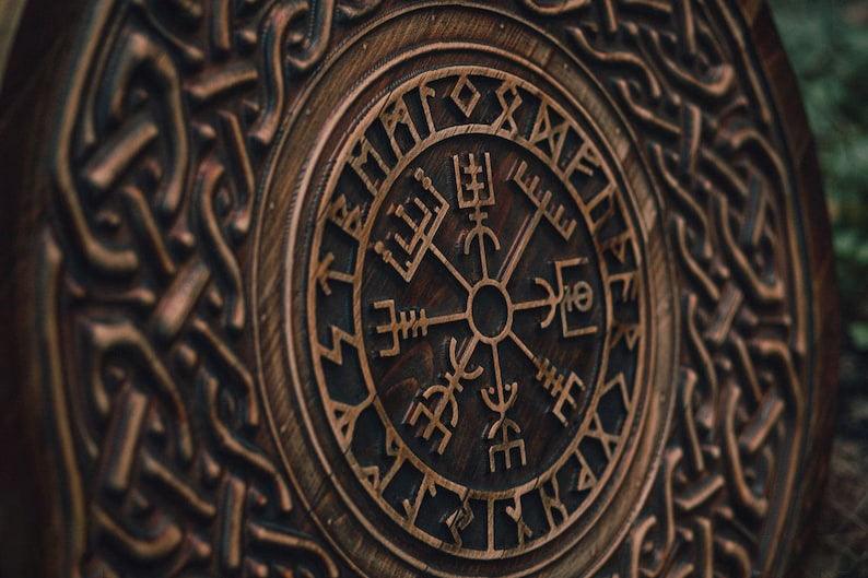 RA-56 Hand carved Birch Viking Shield with Nordic Vegvisir Symbol Shield, 24"inches, Gift For Him, Gift For Men, Christmas Gift, Groomsmen Gift, Easter Gift - Ragnar Armoury